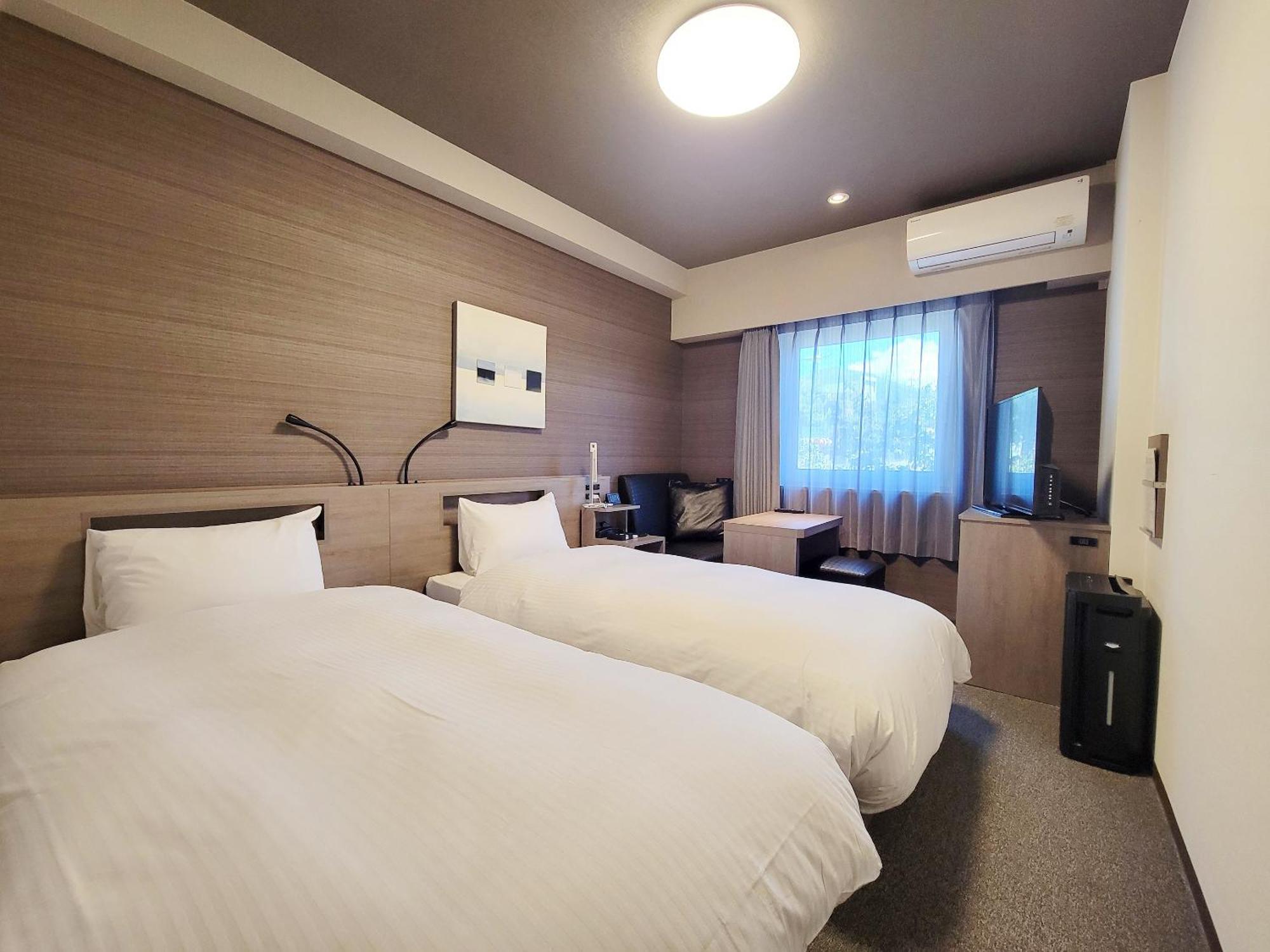 Hotel Route-Inn Komoro Kültér fotó