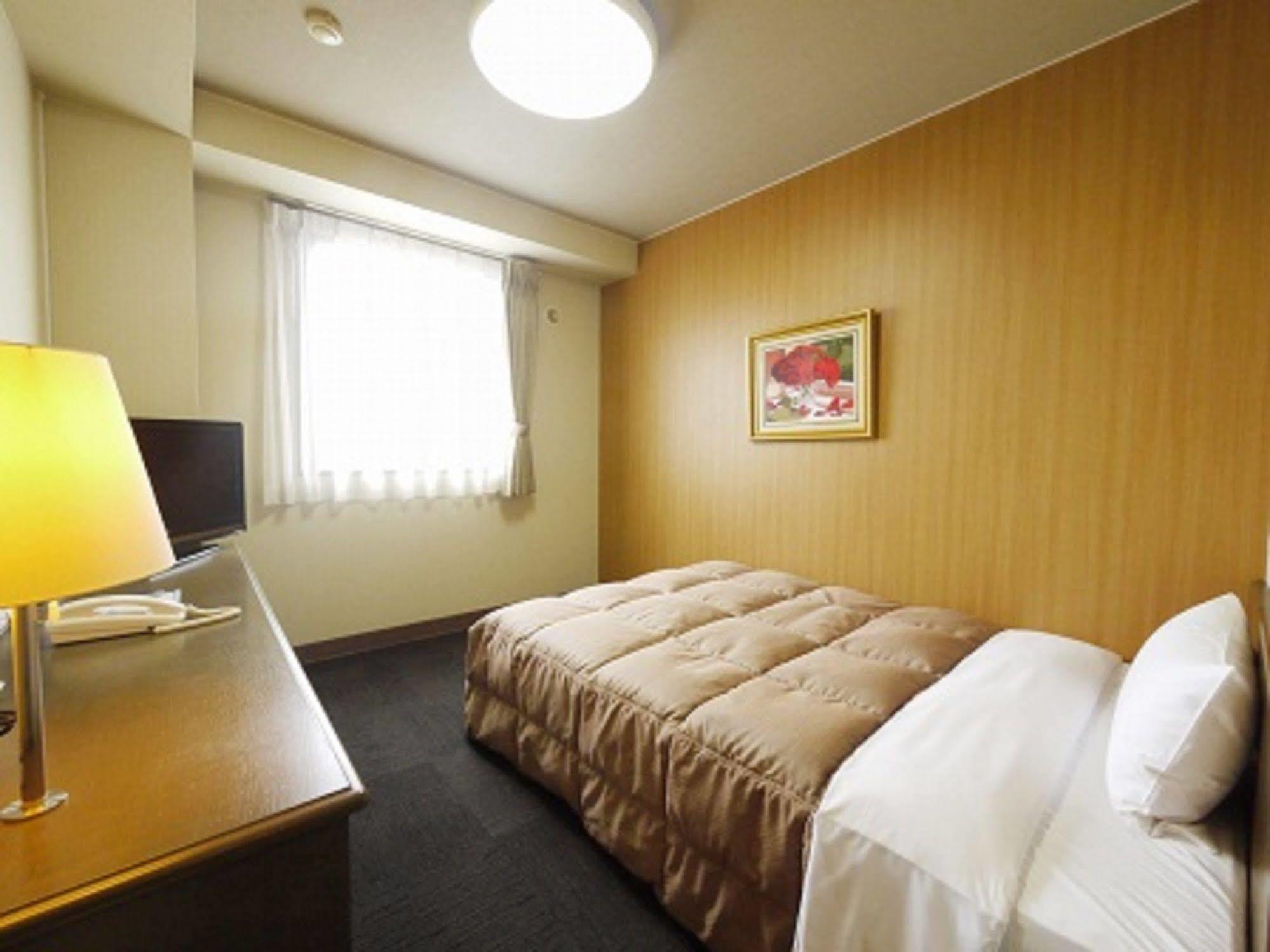 Hotel Route-Inn Komoro Kültér fotó